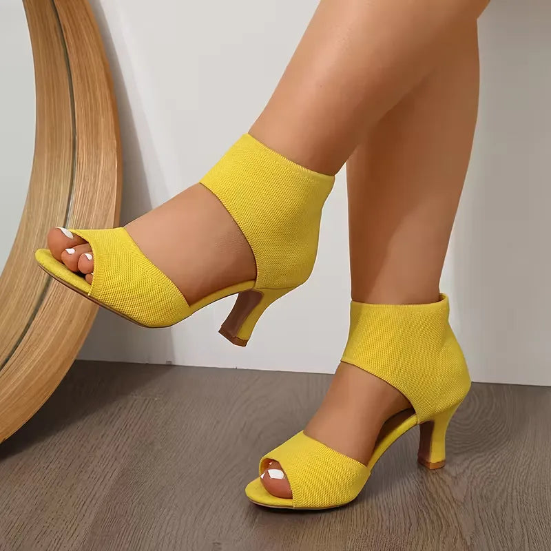 Aistė - Stilingi ortopediniai moterų sandalai su kulkšnies kojine ir siauru stiletto kulnu