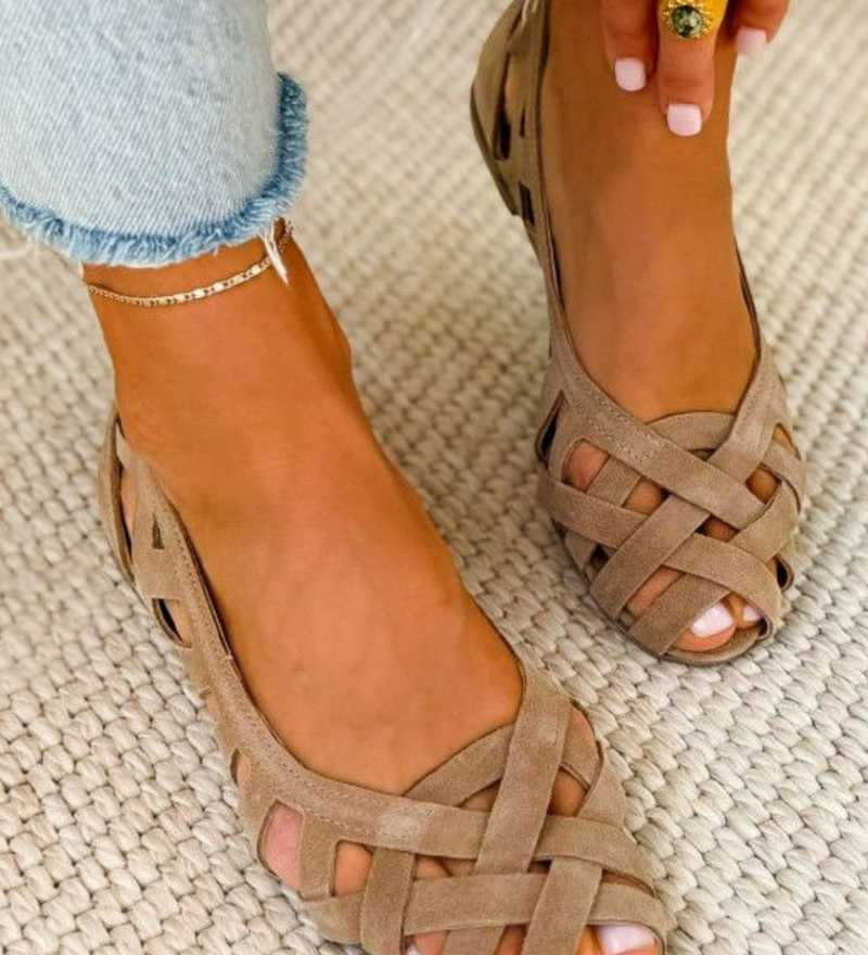 Vaiva - Boho stiliaus ortopediniai moteriški sandalai su pintomis juostelėmis ir plokščiu padu