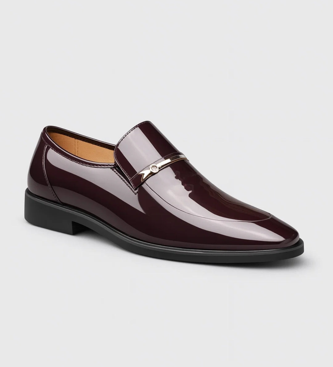 Nedas - Vyriški Blizgūs Įsispiriami Mokasinai su Auksiniu Akcentu, Elegantiškas Stilius