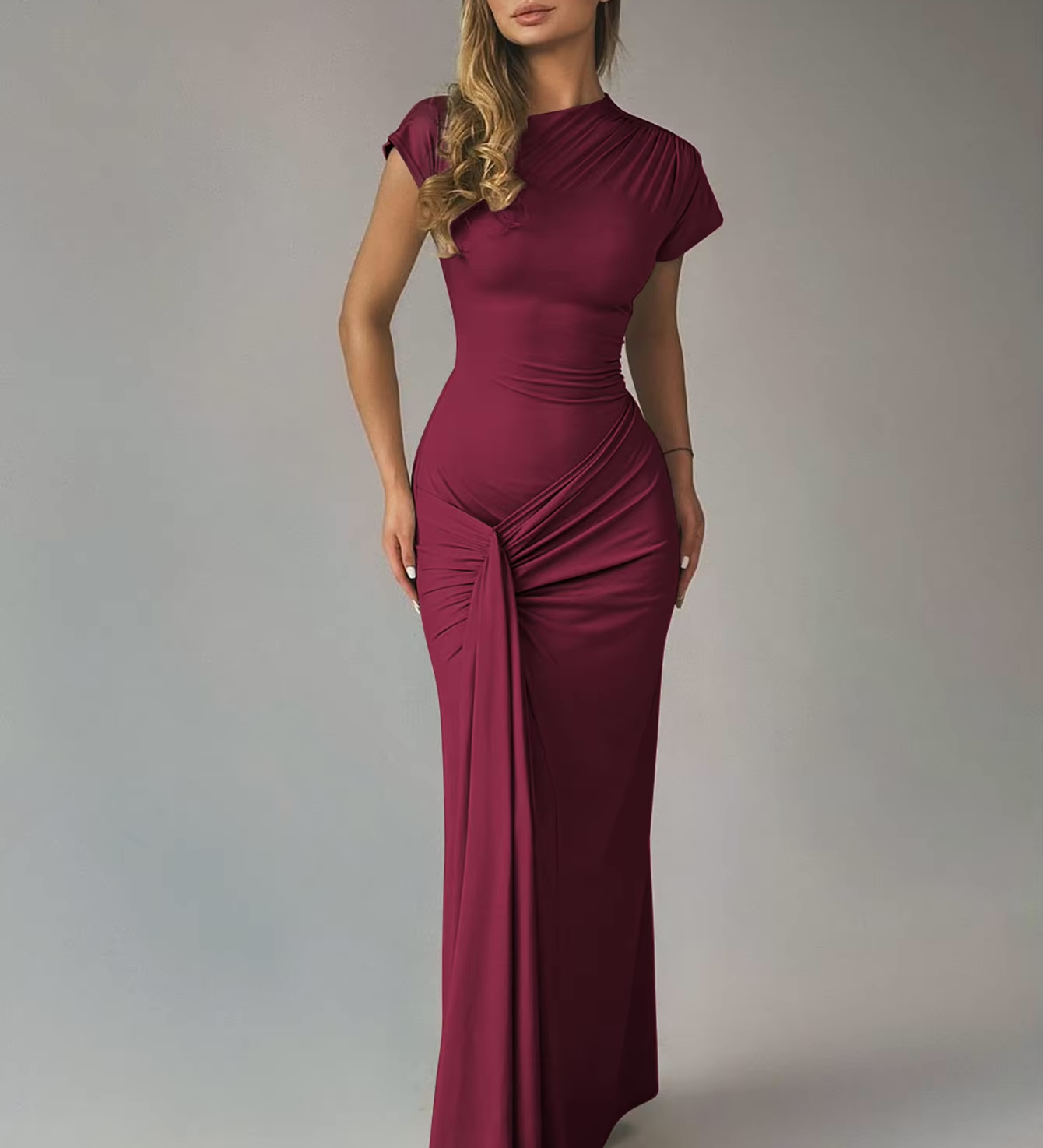 Julija - Elegantiška Vakarinė Suknelė Moterims su Aukštu Kaklu ir Drapiruotu Iškirpimu