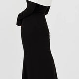 Živilė - Elegantiška Maxi Suknelė Moterims su Off-Shoulder Dekolte ir Ilgomis Rankovėmis