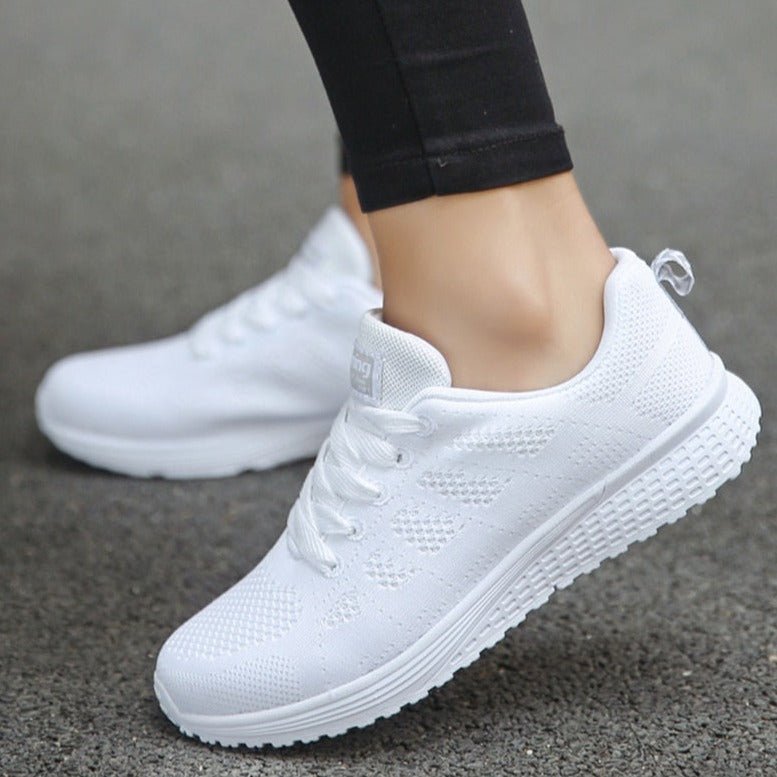 Laima - Moteriški ortopediniai sportbačiai su raišteliais ir kvėpuojančia viršutine dalimi
