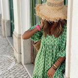 Saulė - Boho Stiliaus Maxi Suknelė Moterims su V Formos Iškirpte ir Grafiniu Taškiniu Raštu