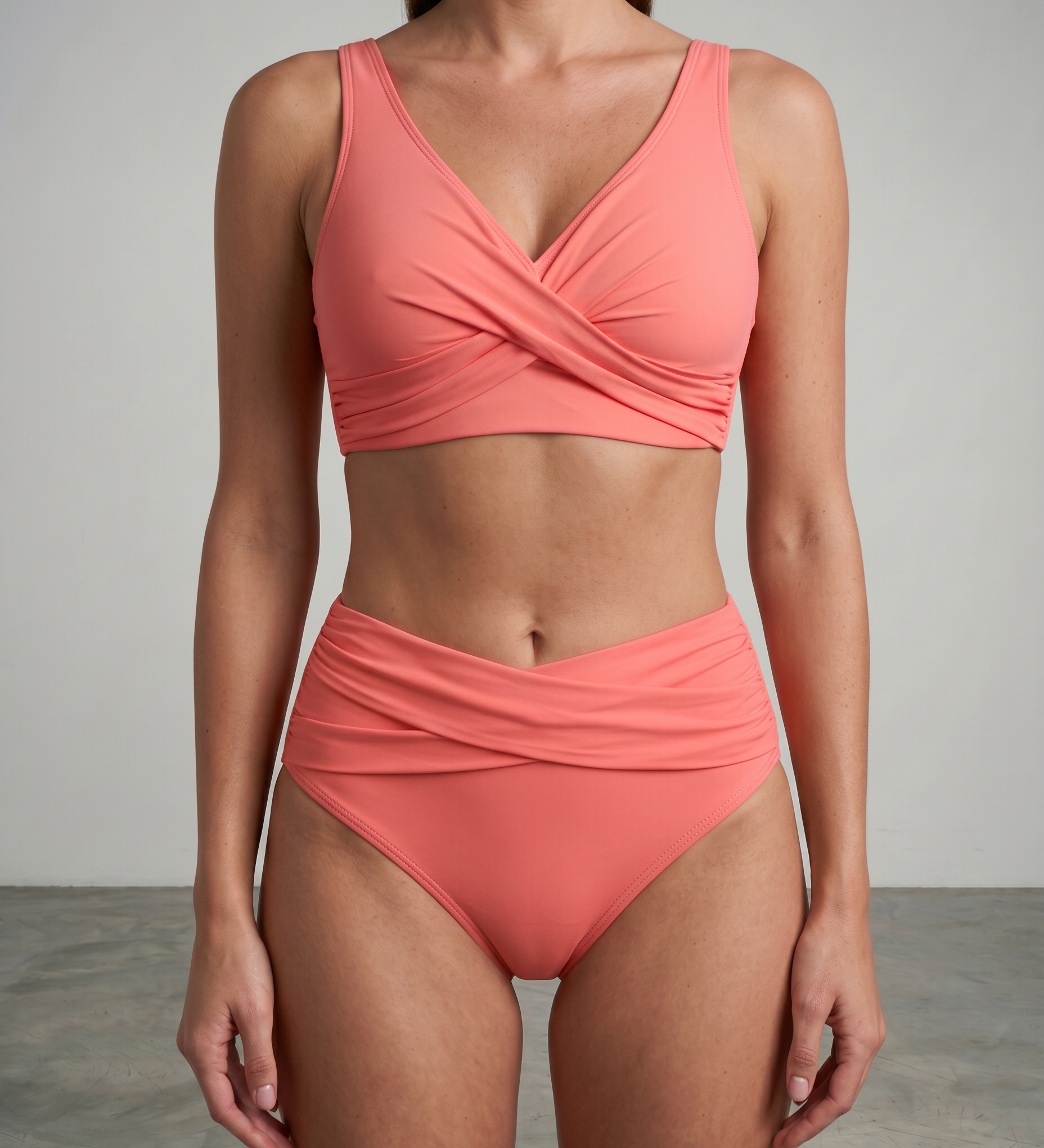 LAIMA | FIGŪRĄ FORMUOJANTIS BIKINI