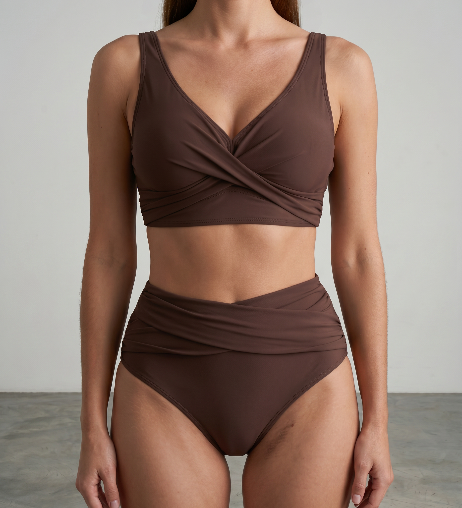 LAIMA | FIGŪRĄ FORMUOJANTIS BIKINI